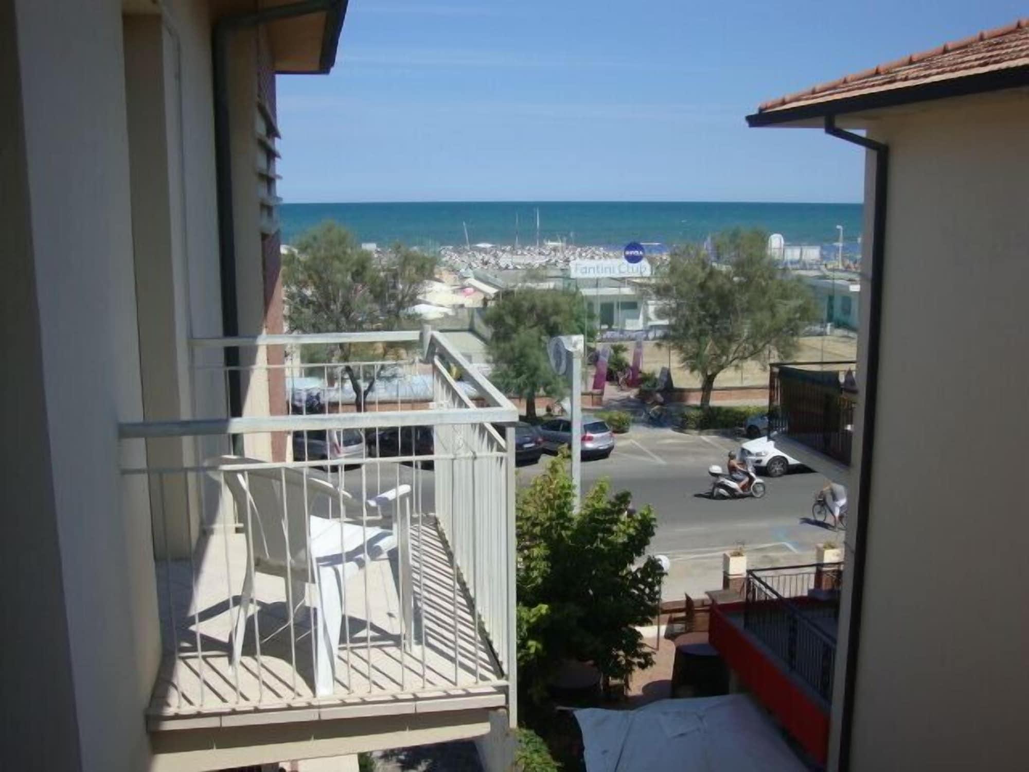 Sportur Club Hotel Cervia Dış mekan fotoğraf